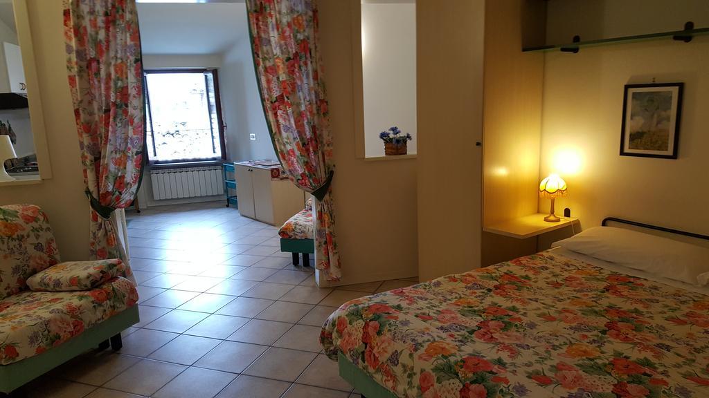 Residence Di Via Perugina 22 Gubbio Exterior foto